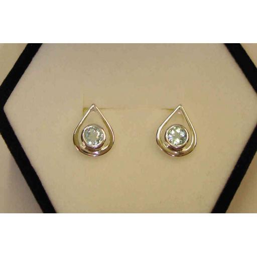925 Sterling Silver Swarovski Montana Crystal Studs