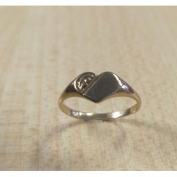 childs gold heart ring (2).jpg